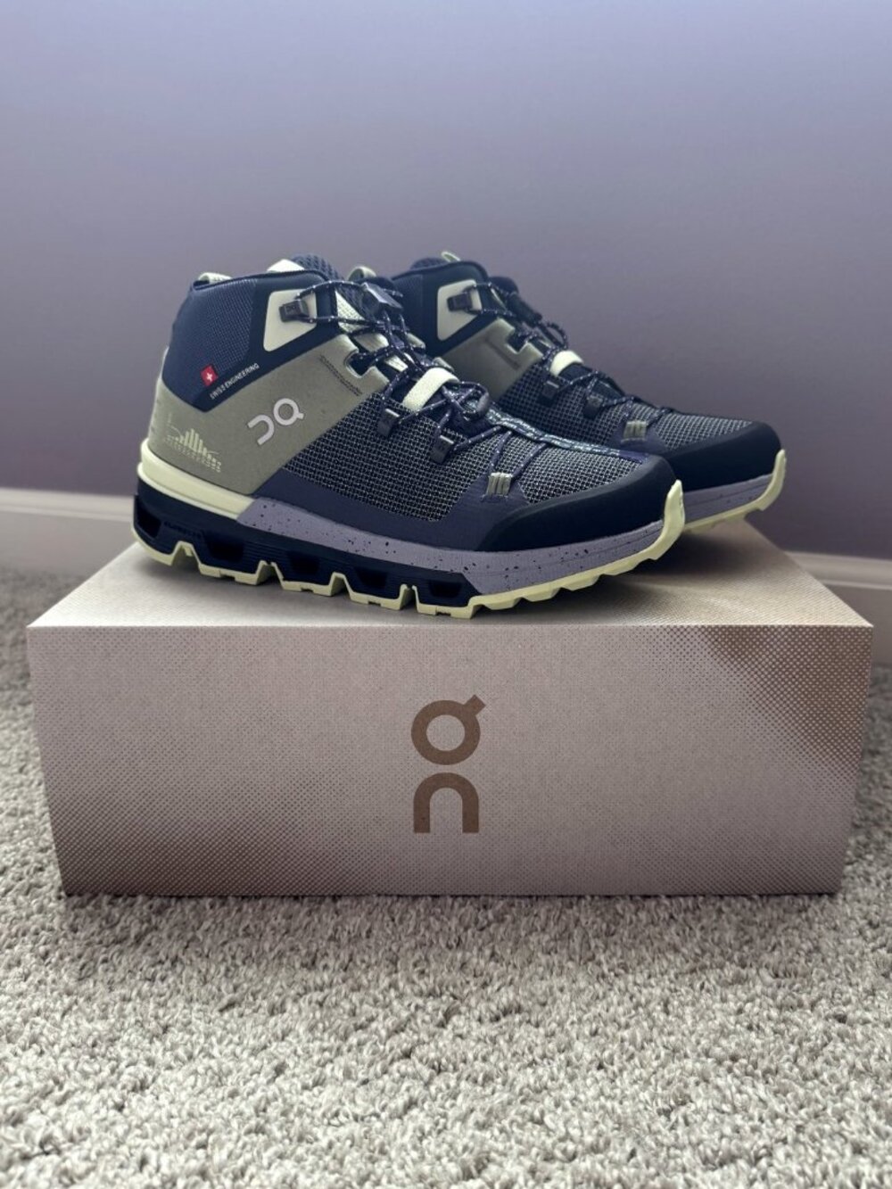 On Cloud Cloudtrax Hiking Boots Women's 5.5 / Youth 4 Olive Lavender NWT